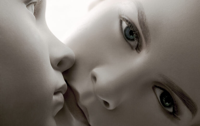 Livedolls-perfect children or living dolls? Photograph by visual artist Juliane Rose entitled Livedolls.N°2